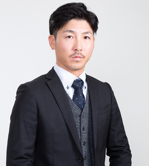 常務取締役顔写真